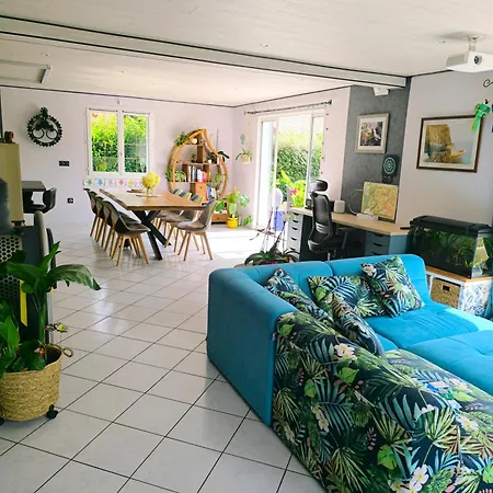 Maison Avec Piscine 14 Personnes Villa *